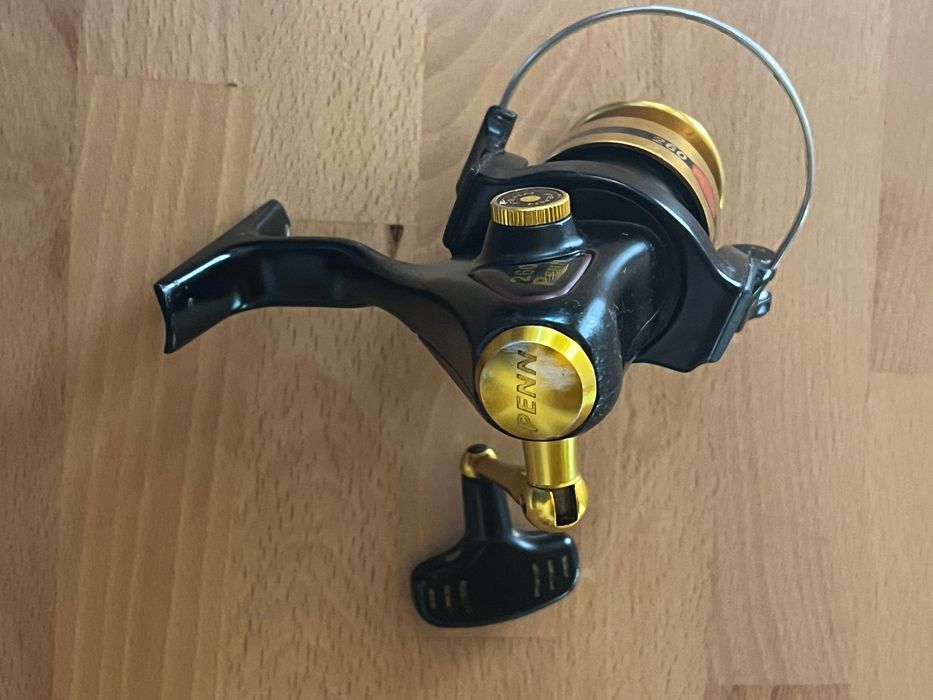 Carreto pesca Penn slammer 260 estado novo boia chumbadinha spinning ligeiro