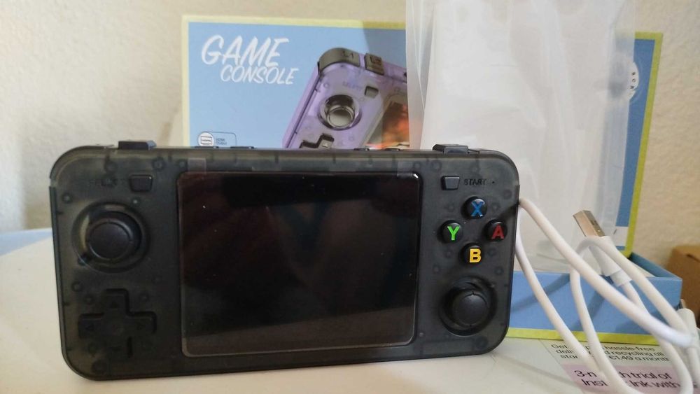 Consola portátil R36H 64GB com 15.083 jogos – preta – nova