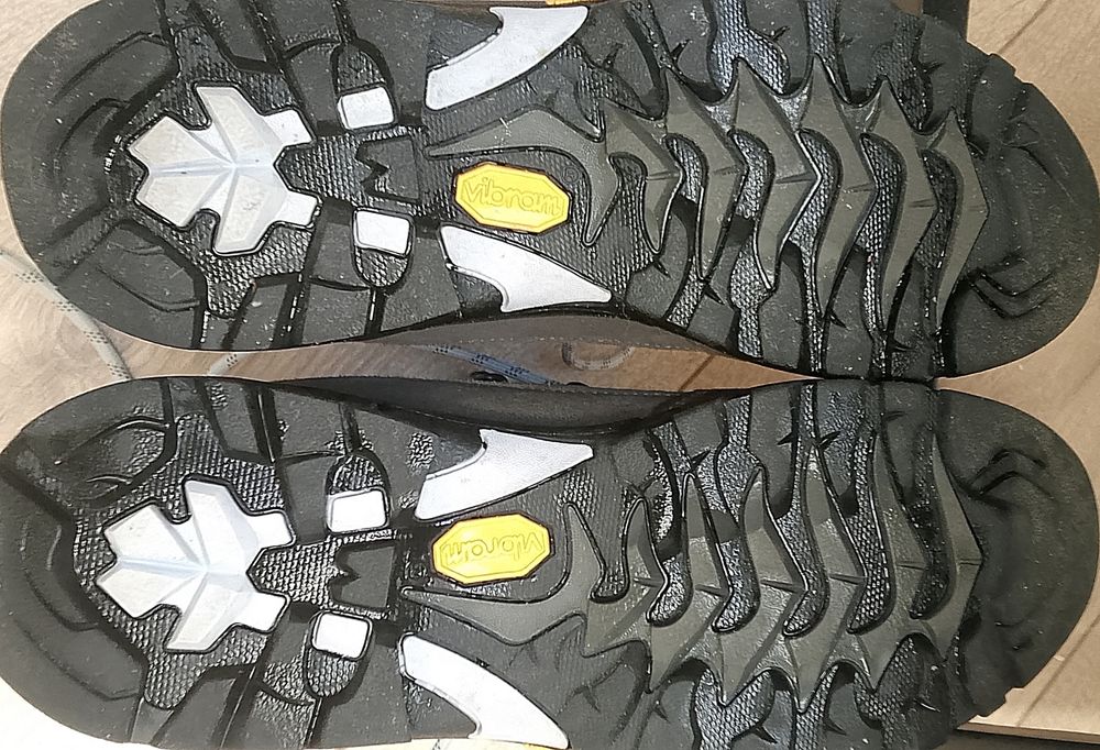 Sprzedam buty trekingowe