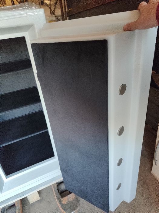 Szafa kasa pancerna sejf szybas kl.VIII