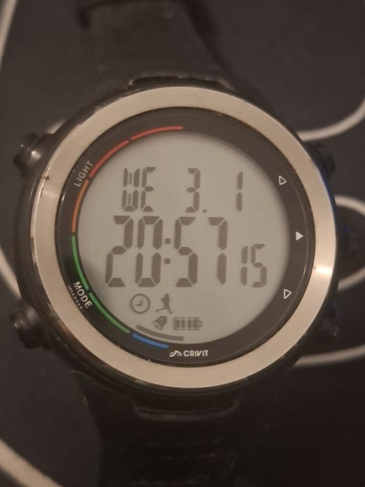 Relogio Crivit Cardiofrequencímetro com  Podómetro