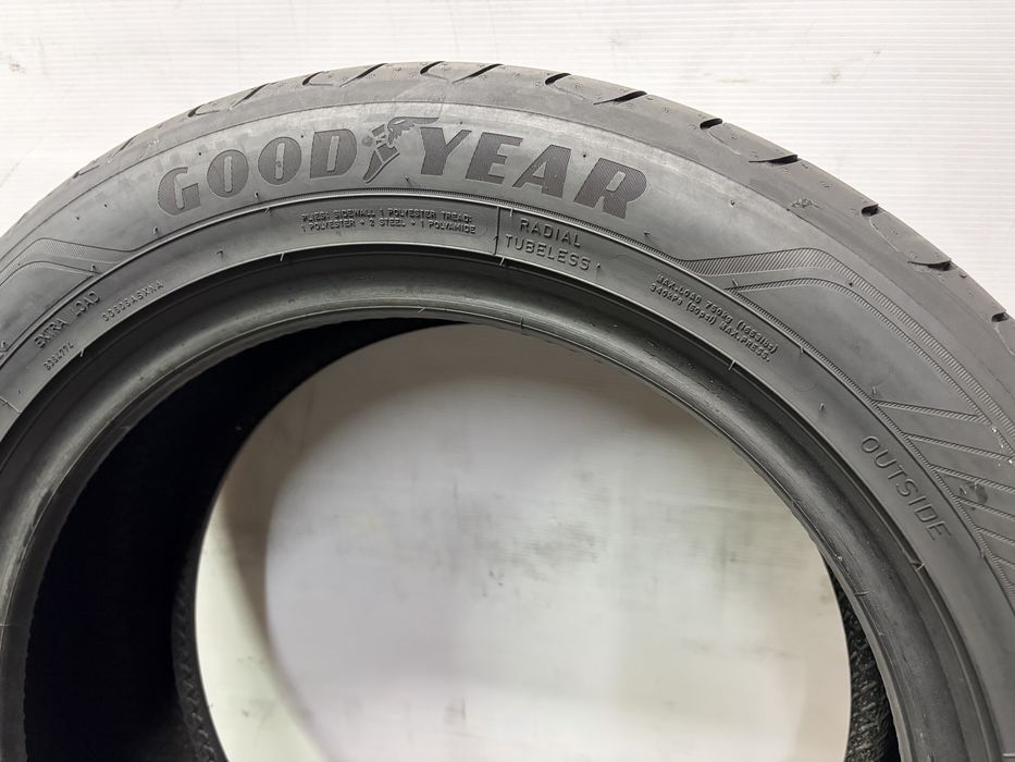 225/50/17 98W Goodyear Efficient Grip Performance 2