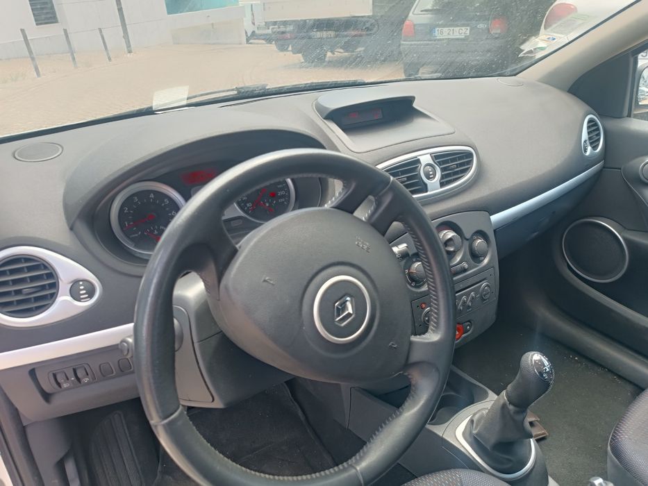 Renault clio 1.2 (130milkm)