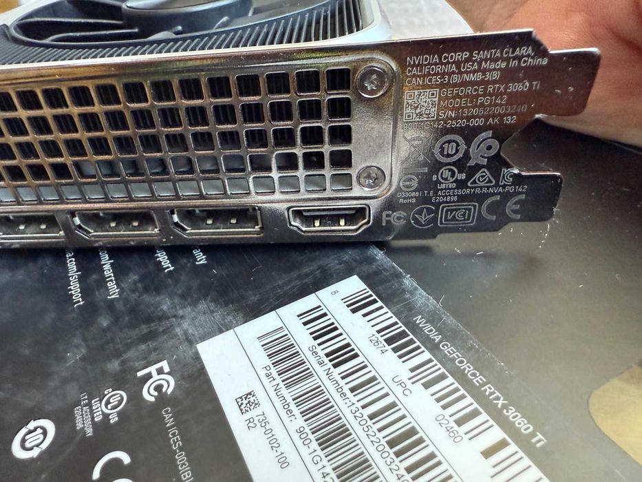Zotac RTX 3070 Twin Edge OC LHR 8GB / Nvidia RTX 3060 Ti Founders Edition 8GB