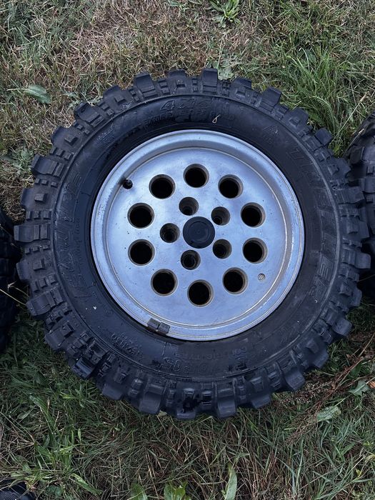 4 koła terenowe Jeep 4x4 235/70/R15