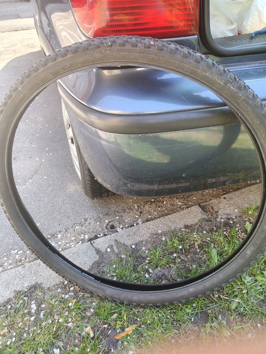 Sprzedaję tę oponę 29 /1.95