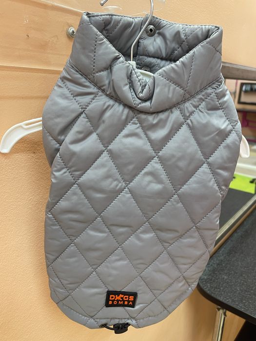 Одяг для тварин , жилетки , комбінезон