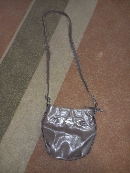 Сумка кроссбоди на длинном ремне