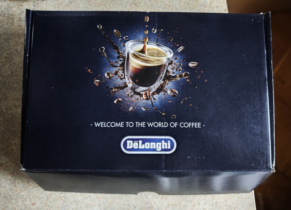 Ekspres do kawy Delonghi  46.860B + dowód zakupu Amazon