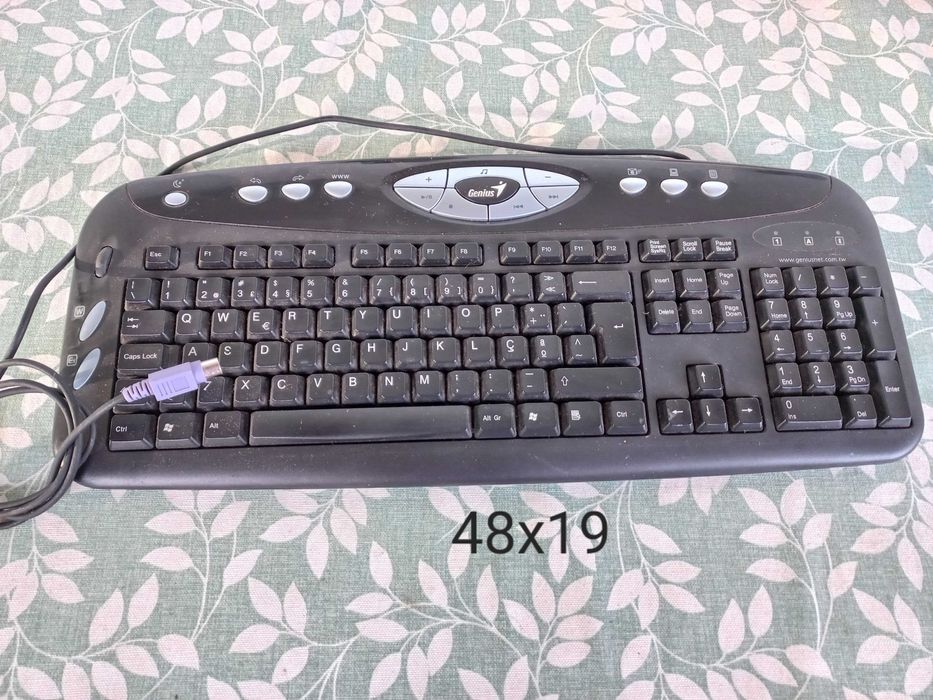 PC Keyboard64310021117570123