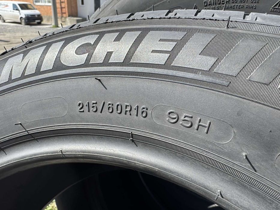 Літні шини Michelin 215/60 R16