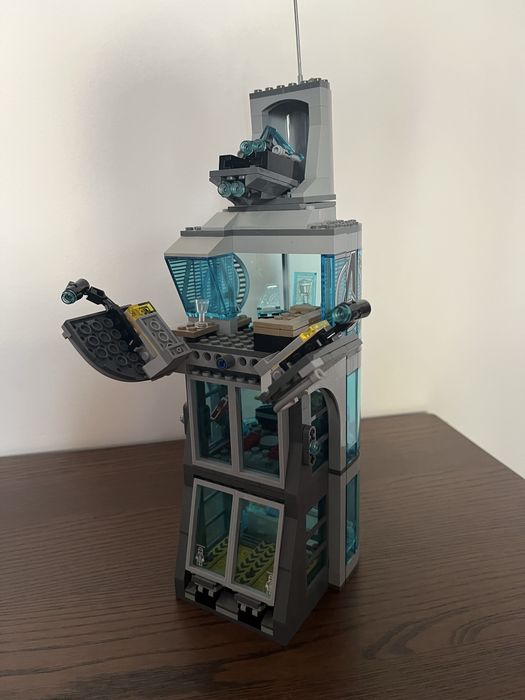 LEGO Marvel Super Heroes 76038 Atak na Wieżę Avengersów