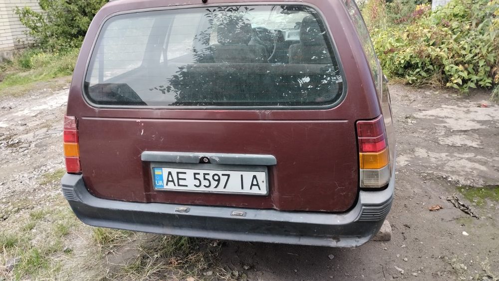 Opel Kadett 1.3 бензин