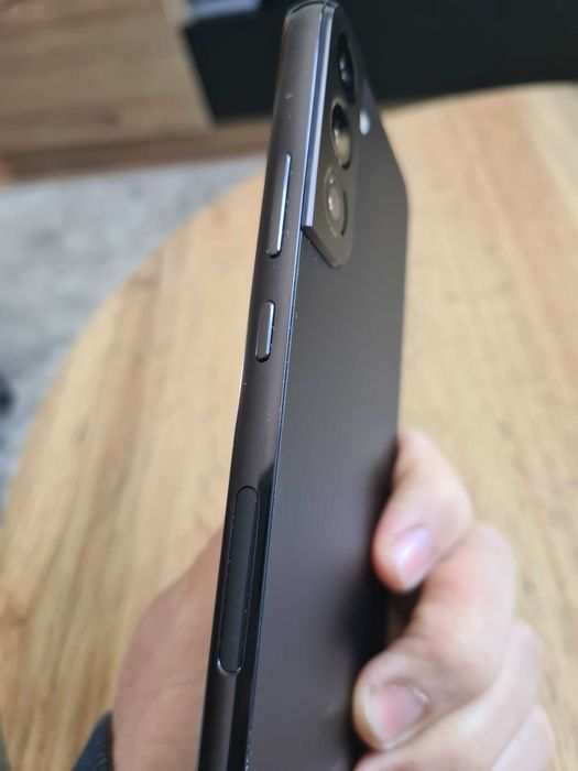 Samsung Galaxy S22+ (SM-S906U1) – 128GB | 8GB RAM – 92% Bateria