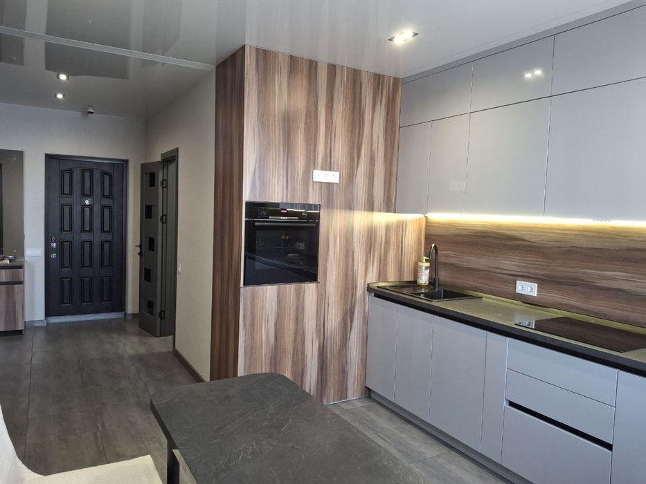 Посуточно. 49 Жемчужина. Таирова. Эпицентр. Небесной Сотни