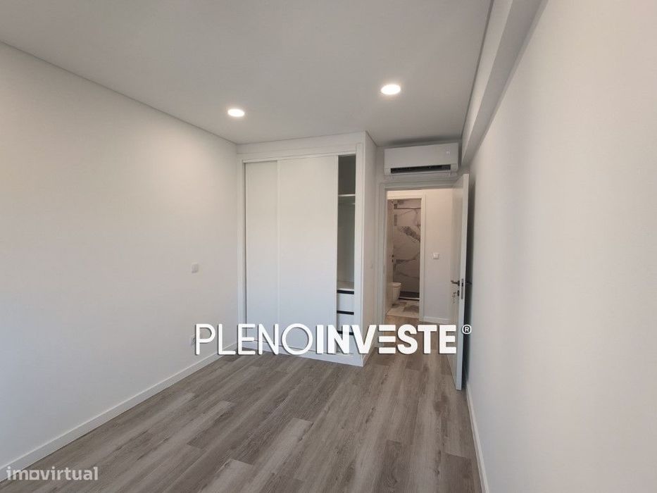 T2 totalmente remodelado em Corroios