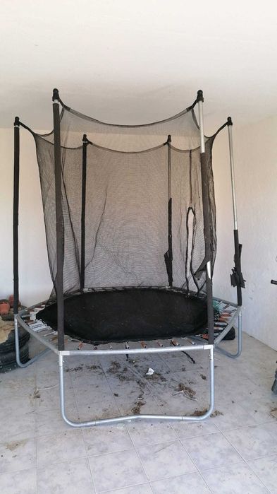 Trampolim com Rede de Segurança Ø 230 cm | Altura 250 cm