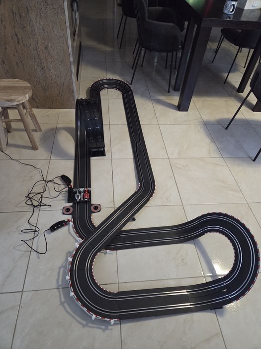 Zestaw Carrera GO! Z autkami formuły 1