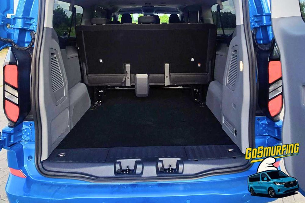 Wynajem - Transfery -TransitCustom 2025 -9 osób, 4x4, FULL, Automat FV