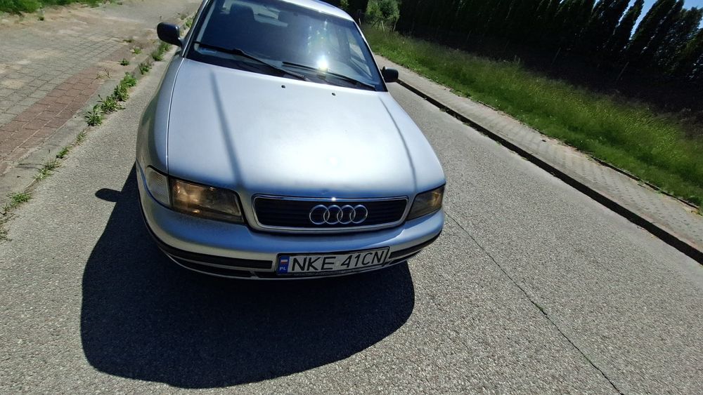 Audi A4 benzyna stan dobry