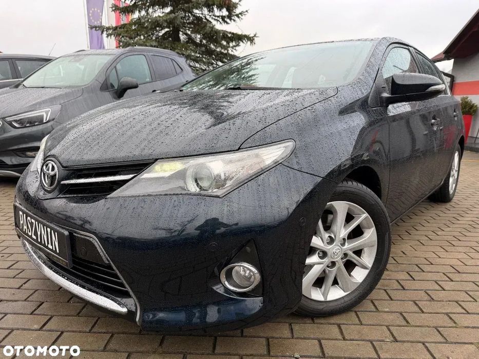 Toyota Auris 2.0D4D/124KM * 147tkm * NAVI * KAMERA *