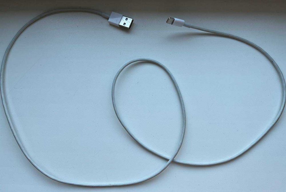 Продам смартфон APPLE – iPhone 7, Gold, 32GB. Б/в