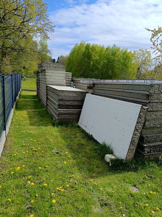 Płyty warstwowe wełniane