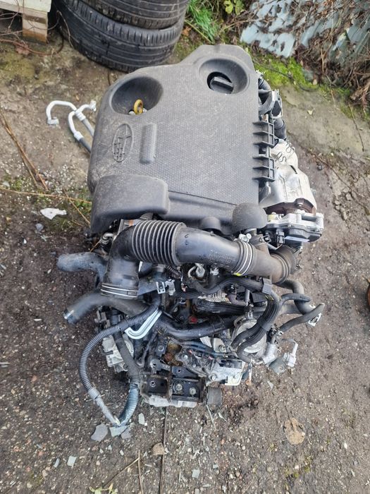 Silnik kompletny Toyota Verso-s Subaru trezia 1.4 D4D