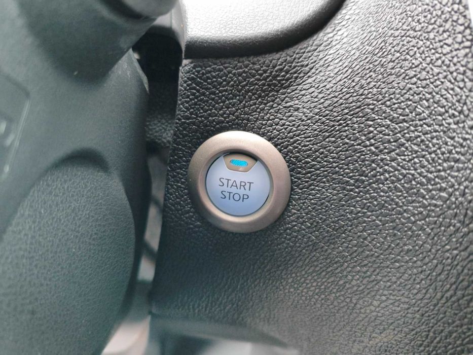 Продам Nissan Note 2020р. E-Power 3.5л.-100км