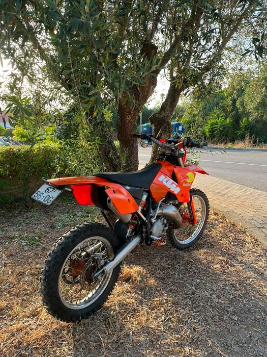 Reservado/Vendo Mota KTM 125