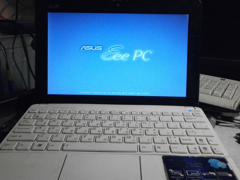 Asus Eee PC 1015B