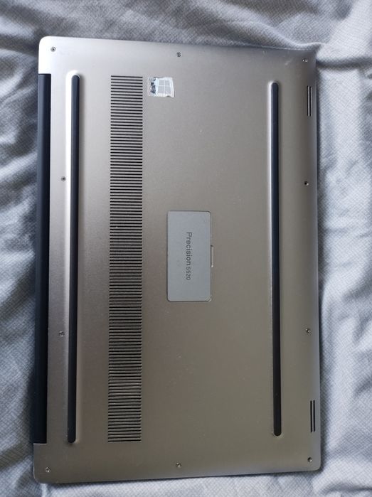 Ультрабук(ноутбук) Dell Precision 5520