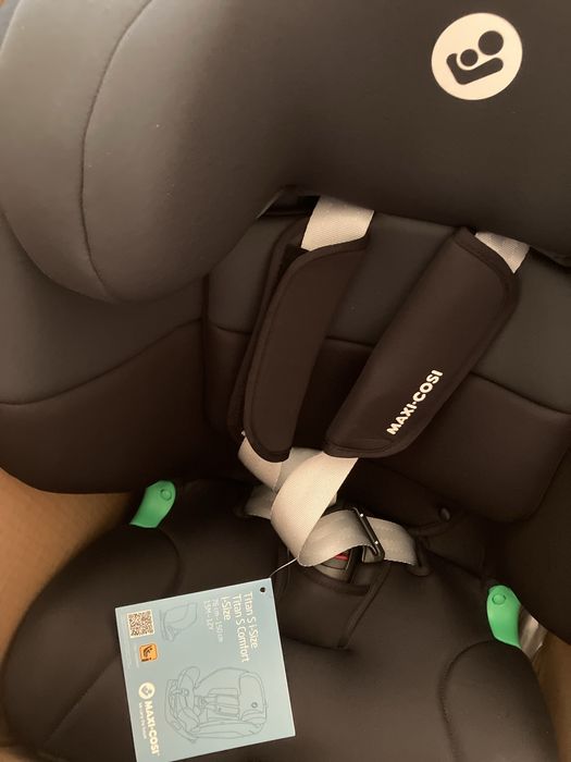 Cadeira-auto Maxi-Cosi Titan S i-Size - NOVA (ainda na caixa)