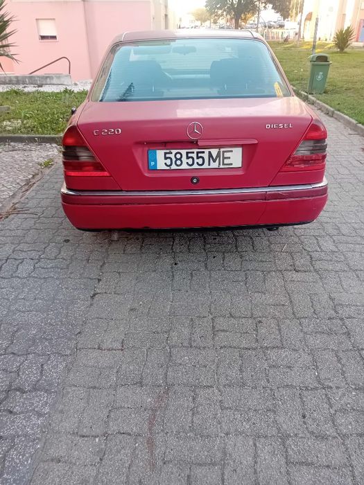 Mercedes 220D  Pode ler o anúncio — photo 3