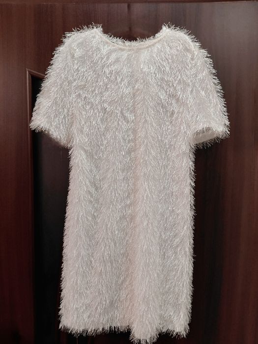 Світла, ніжна, пухнаста сукня