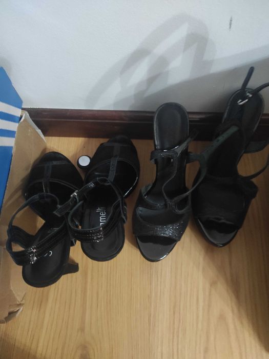Vendo lote de roupa  variada e calçado e malas