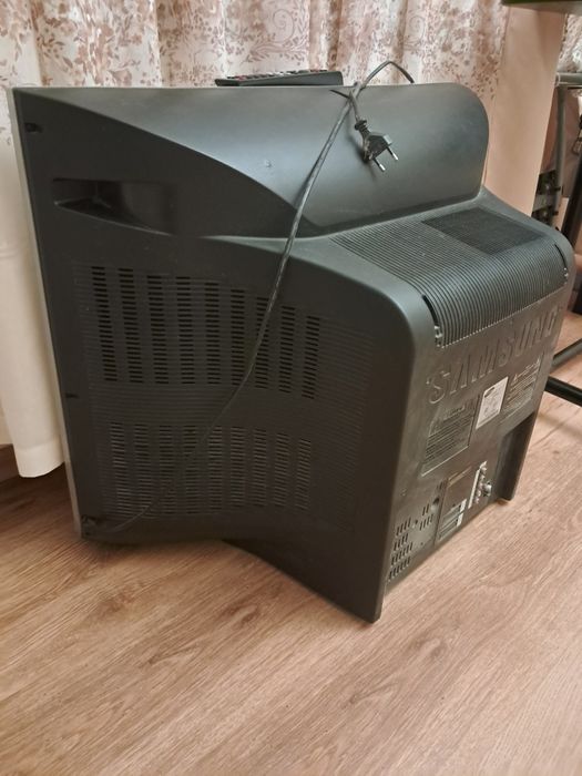 Продают телевізор Samsung CS-29Z47