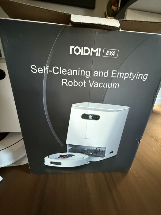 Robot sprzatątający mopujący ROIDMI EVA