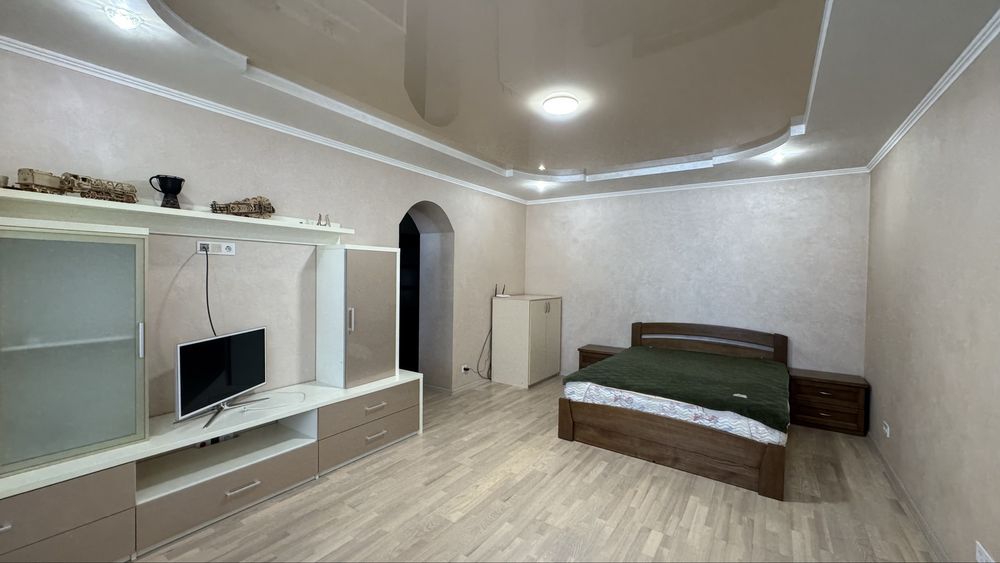 Продам 1 кімнатну квартиру в новобудові