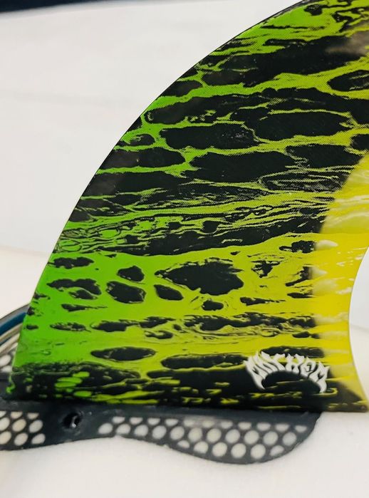 Prancha de Surf Matta 5’8” + Quilhas FCS II MB – Excelente Estado