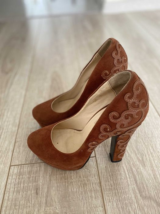 Туфлі 35 розмір.