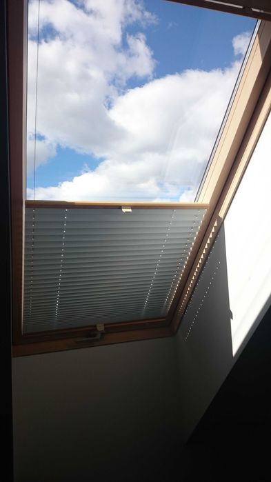 Żaluzje PLISOWANE , ROLETY PLISSE , na okna Dachowe - NA WYMIAR