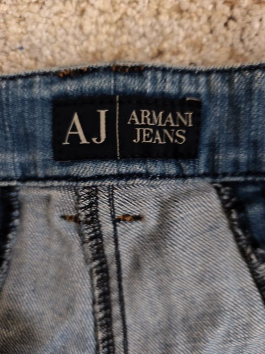 Dżinsy Armani Jeans Made in Italy Rozmiar 30 | Przetarcia / Wycierusy