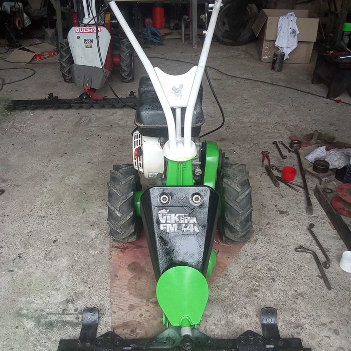 Сінокосилка самохідна кавасакі