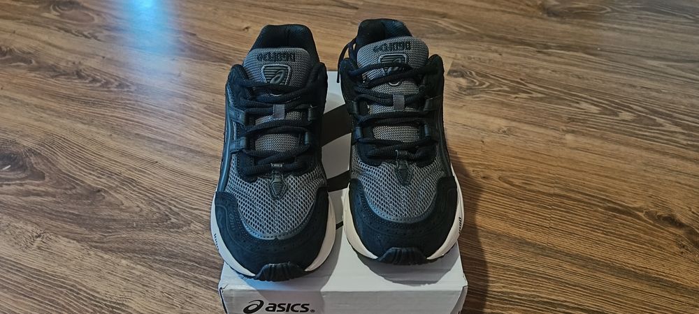 Взуття "Asics Gel-1090"