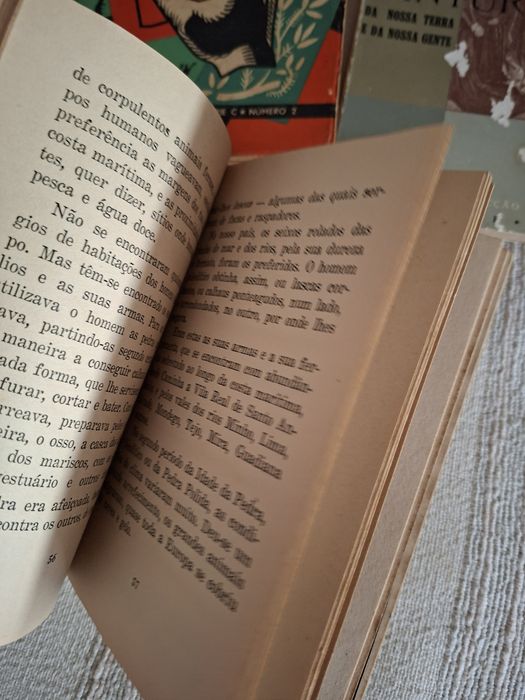 Três livros da antiga Coleção Educativa