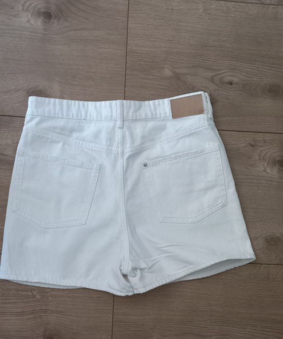 Krótkie spodenki jeansowa 40