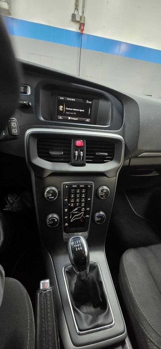 Volvo V40 1.6 Diesel – 114cv | 180.000km | Excelente estado