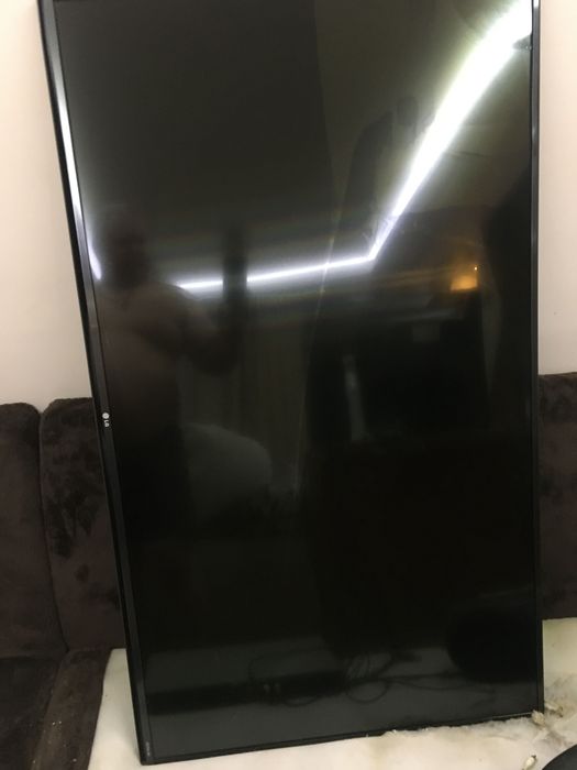 Продам телевизор LG 55 диоганаль б/у