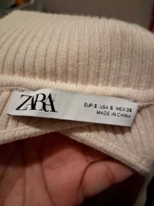 Calça com camisola Zara